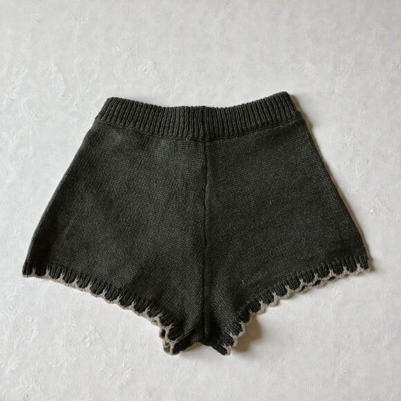 Mahina Green knit shorts size M - Picture 2 of 5